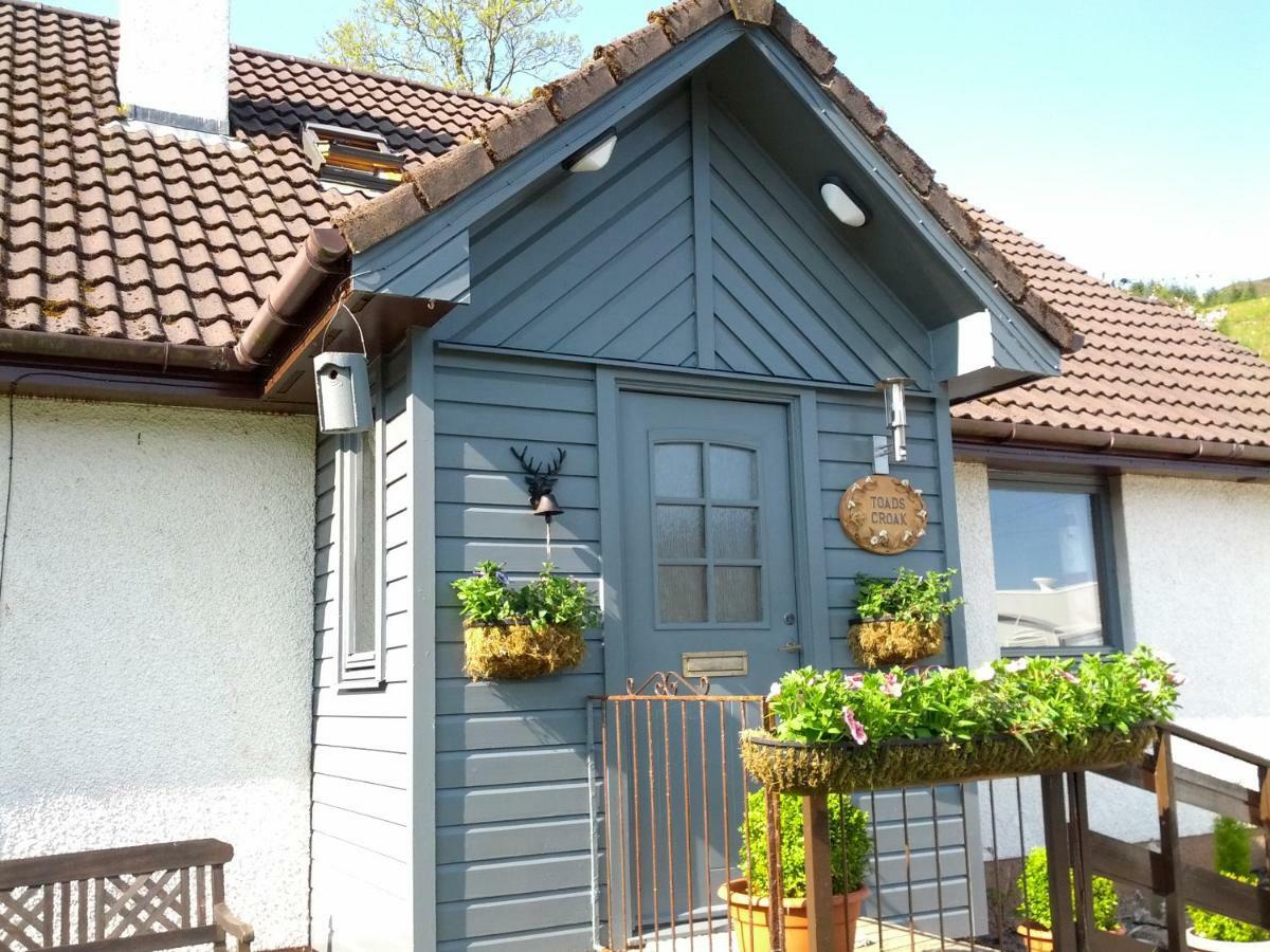Toads Croak Inverness Exterior foto